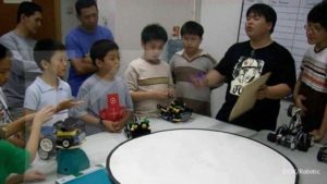 sekolah robot